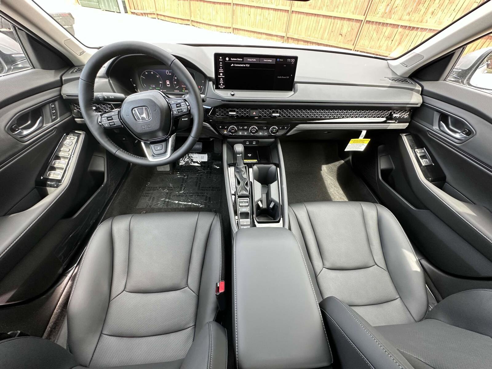 2025 Honda Accord Hybrid Touring photo 2