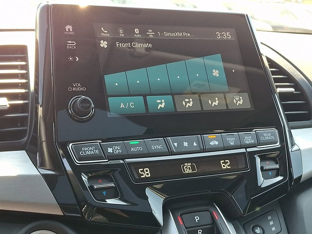 2024 Honda Odyssey EX-L - Photo 18