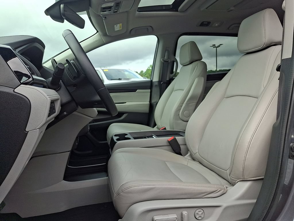 2024 Honda Odyssey Touring - Photo 13