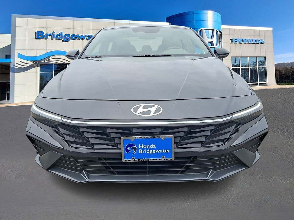 Used 2025 Hyundai Elantra SEL Sport Sedan
