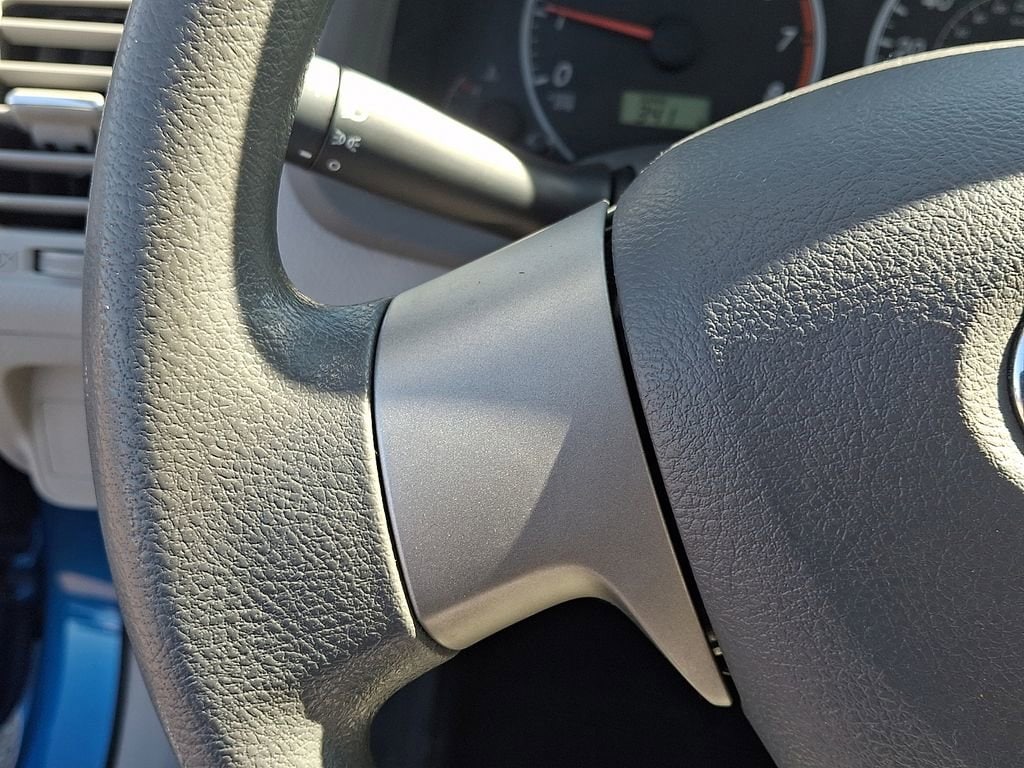 2010 Toyota Corolla LE - Photo 20