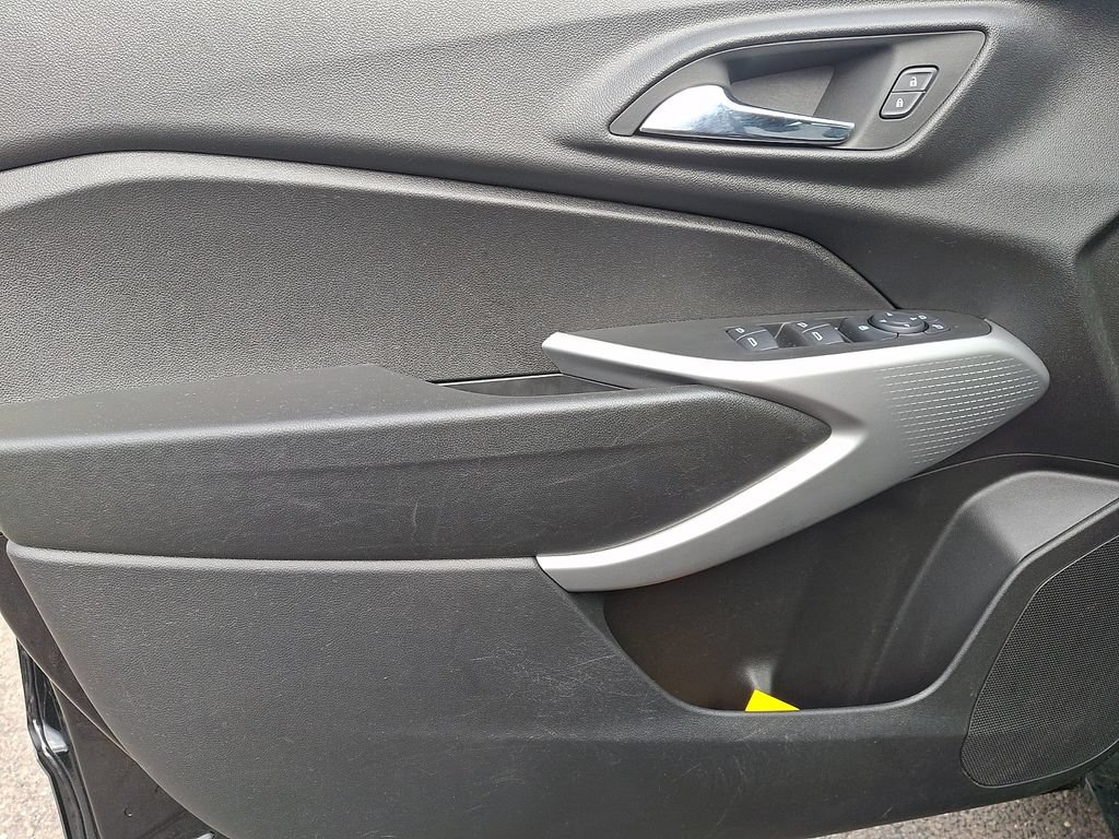 2024 Chevrolet Trax LS - Photo 12