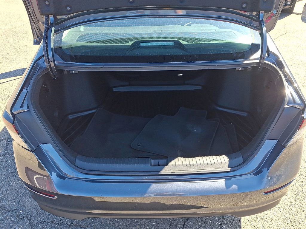 2025 Honda Accord SE - Photo 29