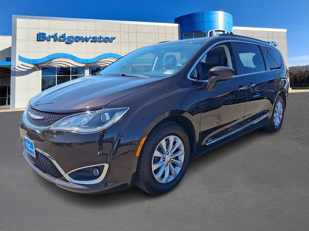Used 2017 Chrysler Pacifica Touring-L Van