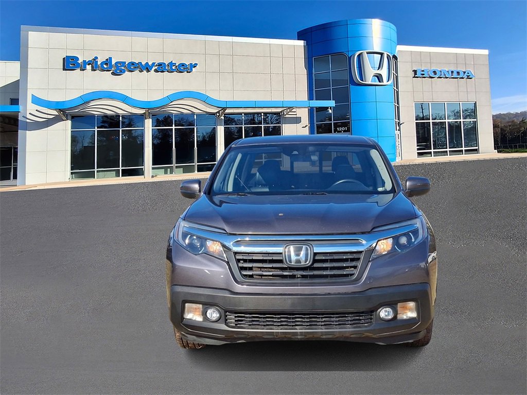 2020 Honda Ridgeline RTL photo 2