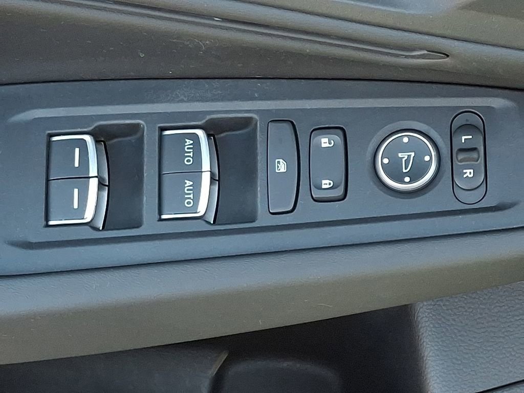 2025 Honda Accord SE - Photo 27