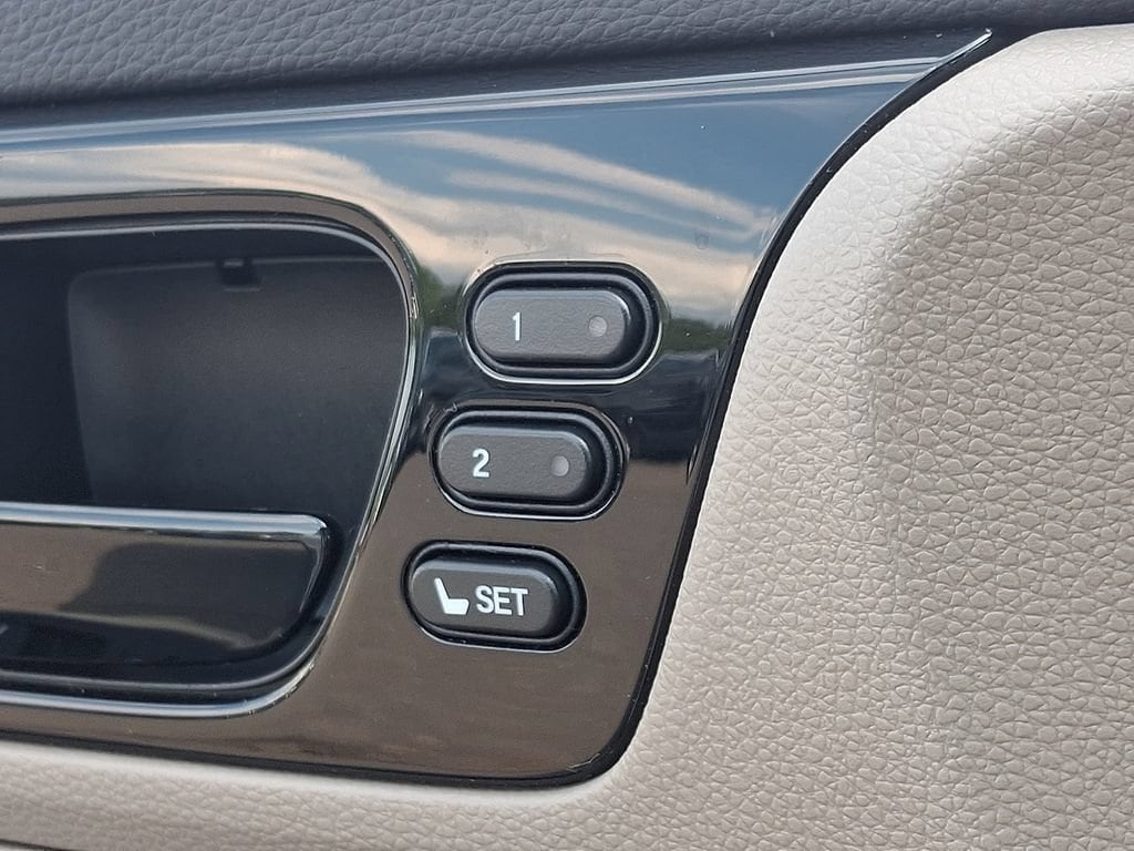 2023 Honda Odyssey Elite - Photo 27
