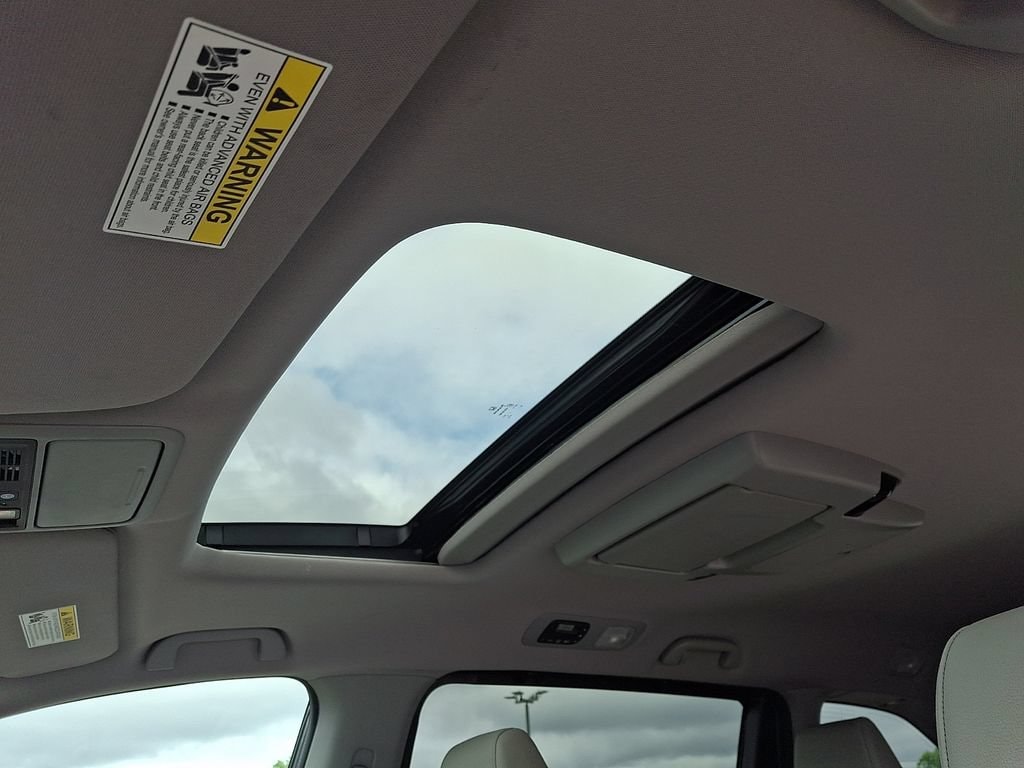 2024 Honda Odyssey Touring - Photo 14