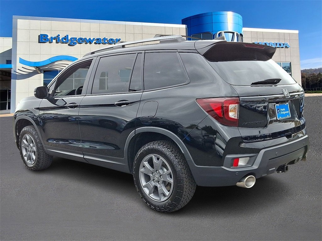 Used 2025 Honda Passport TrailSport SUV
