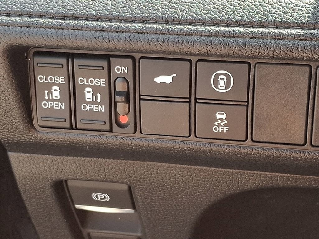 2023 Honda Odyssey EX-L - Photo 26