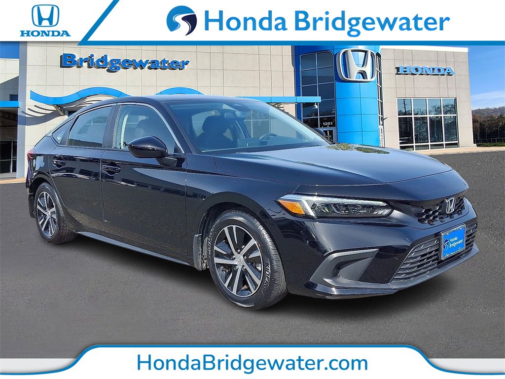 2024 Honda Civic Hatchback LX's photo