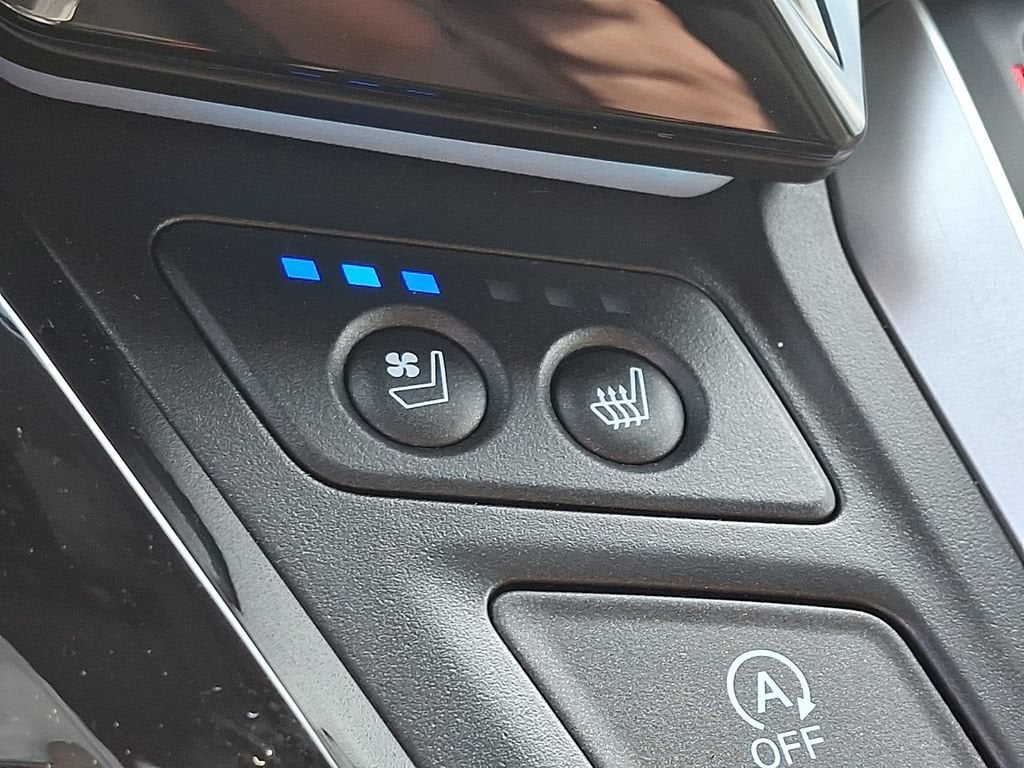 2023 Honda Odyssey Elite - Photo 24