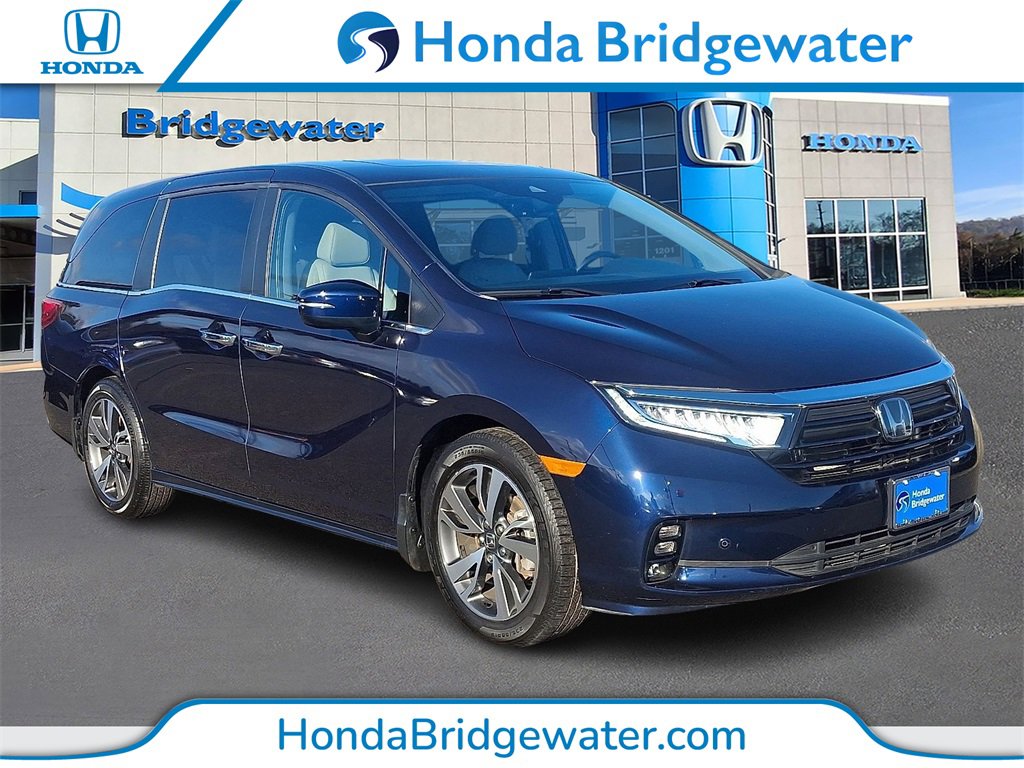 2023 Honda Odyssey Touring's photo