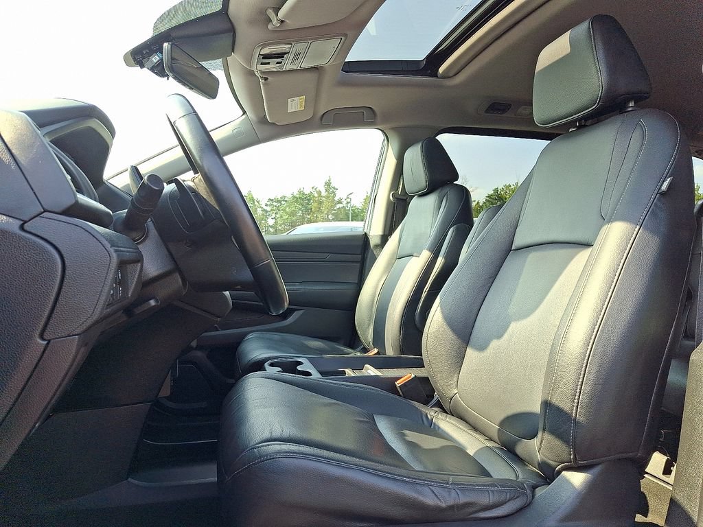 2022 Honda Odyssey EX-L - Photo 13