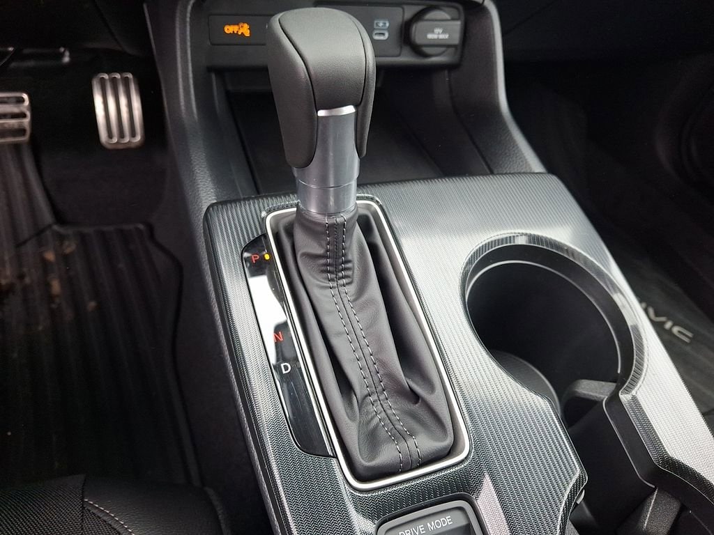 2025 Honda Civic Hatchback Sport - Photo 10