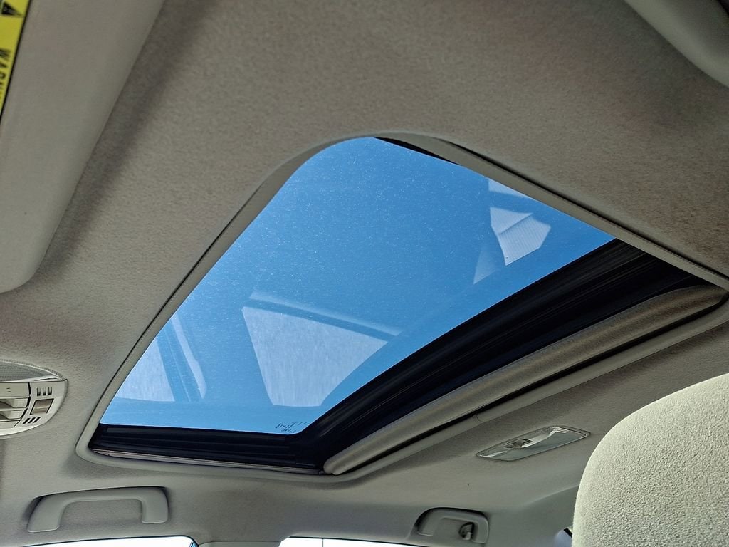 2010 Toyota Corolla LE - Photo 14