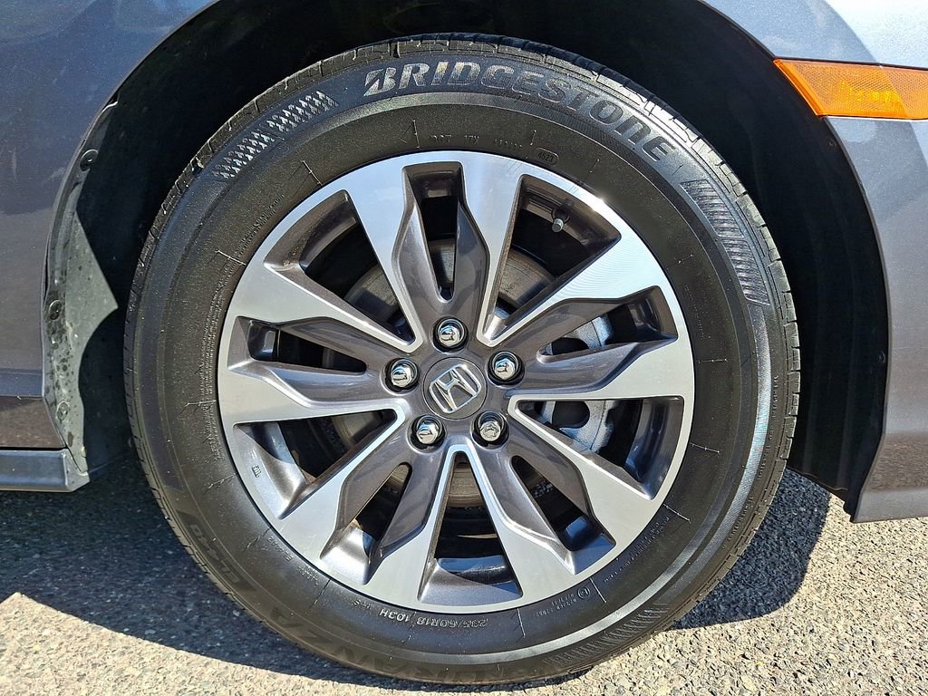 2024 Honda Odyssey EX-L - Photo 8