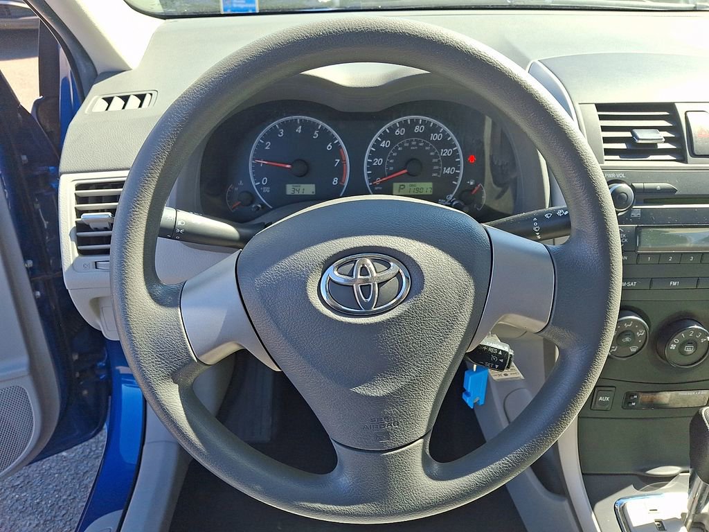 2010 Toyota Corolla LE - Photo 18