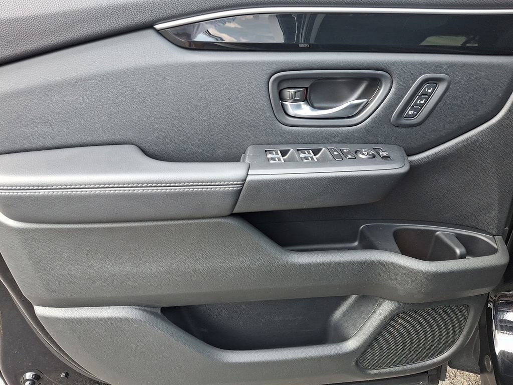2023 Honda Pilot EX-L - Photo 12