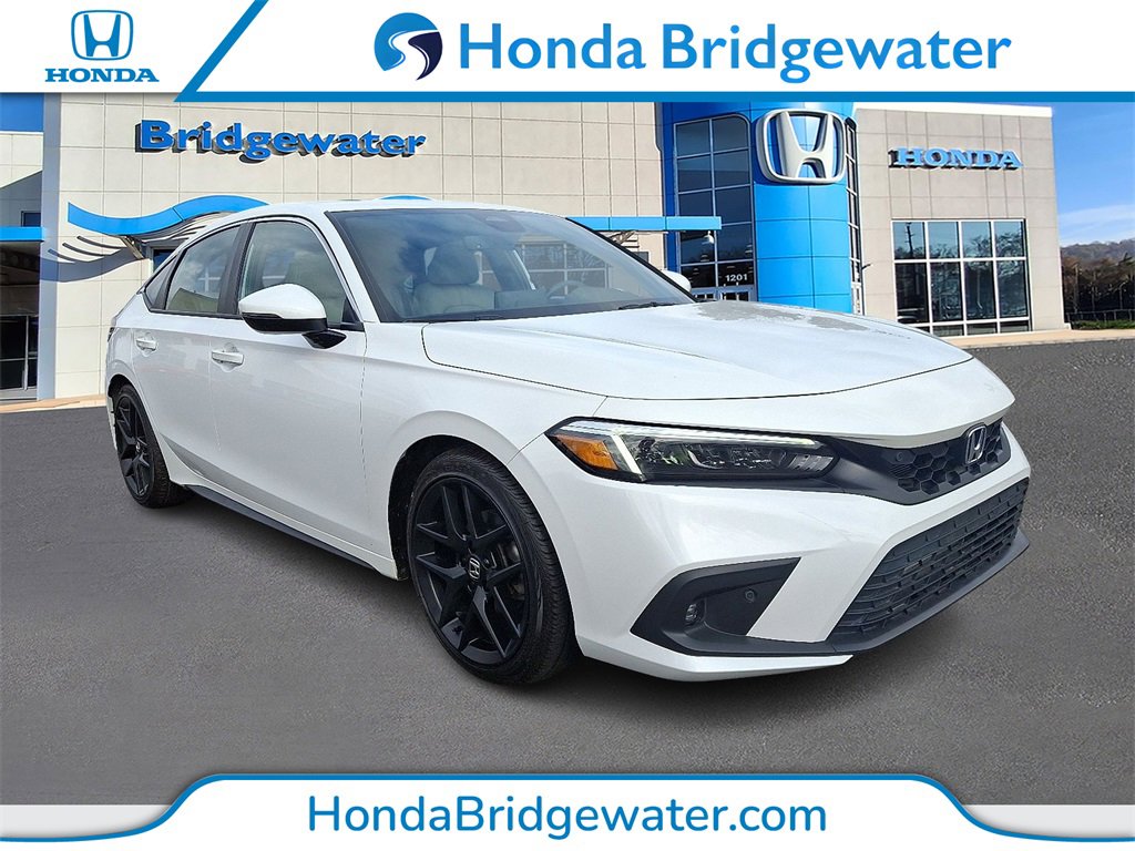 2023 Honda Civic Hatchback Sport Touring's photo