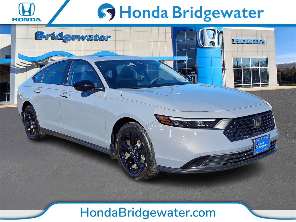 2025 Honda Accord SE's photo