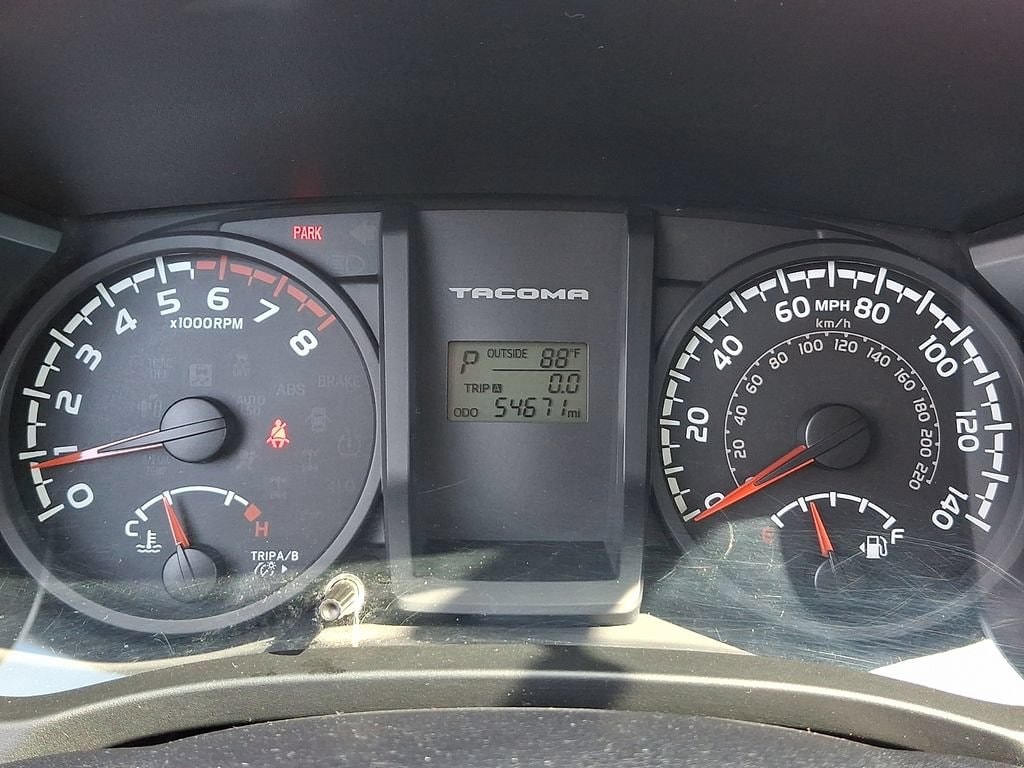 2016 Toyota Tacoma SR - Photo 20