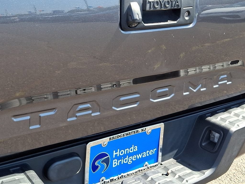 2016 Toyota Tacoma SR - Photo 29