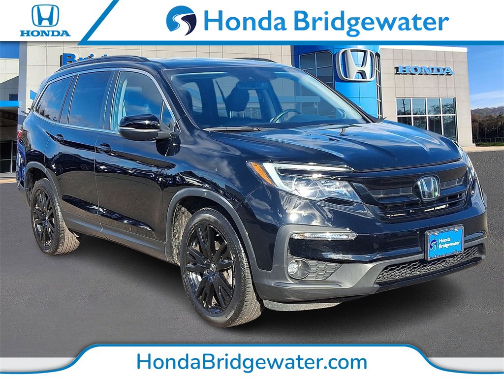 2022 Honda Pilot SE's photo