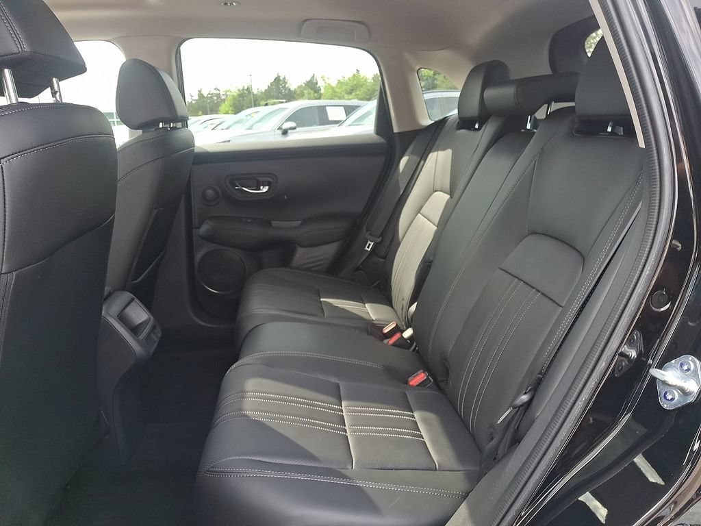 2026 Honda HR-V EX-L - Photo 10