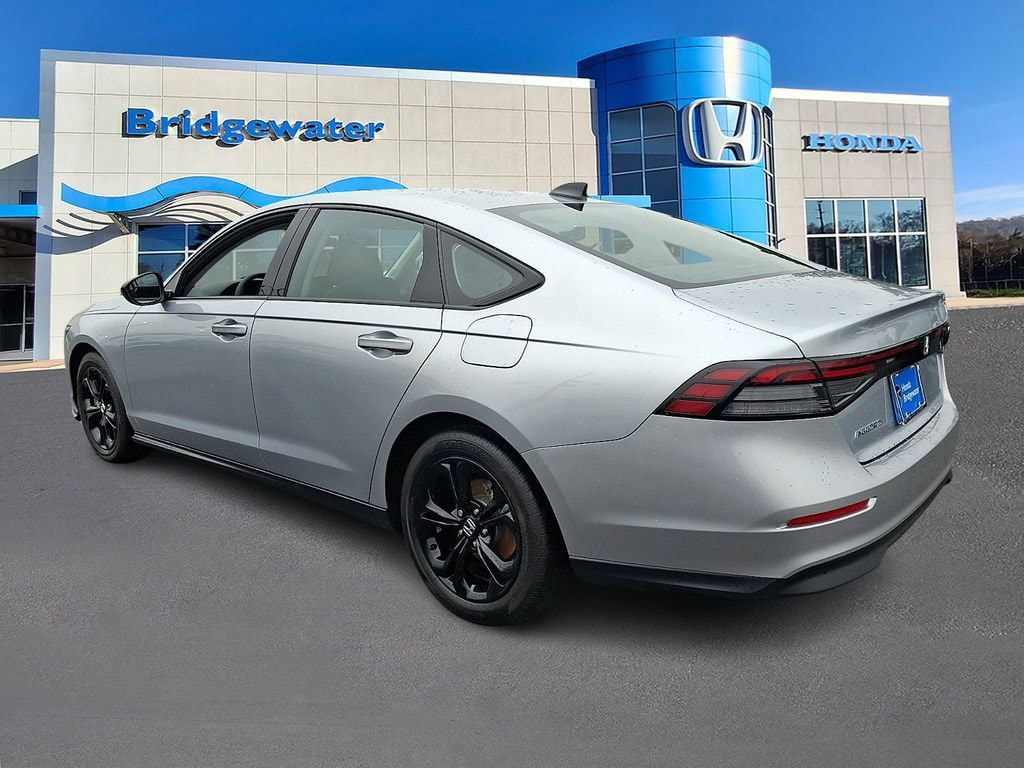 Used 2025 Honda Accord SE Sedan