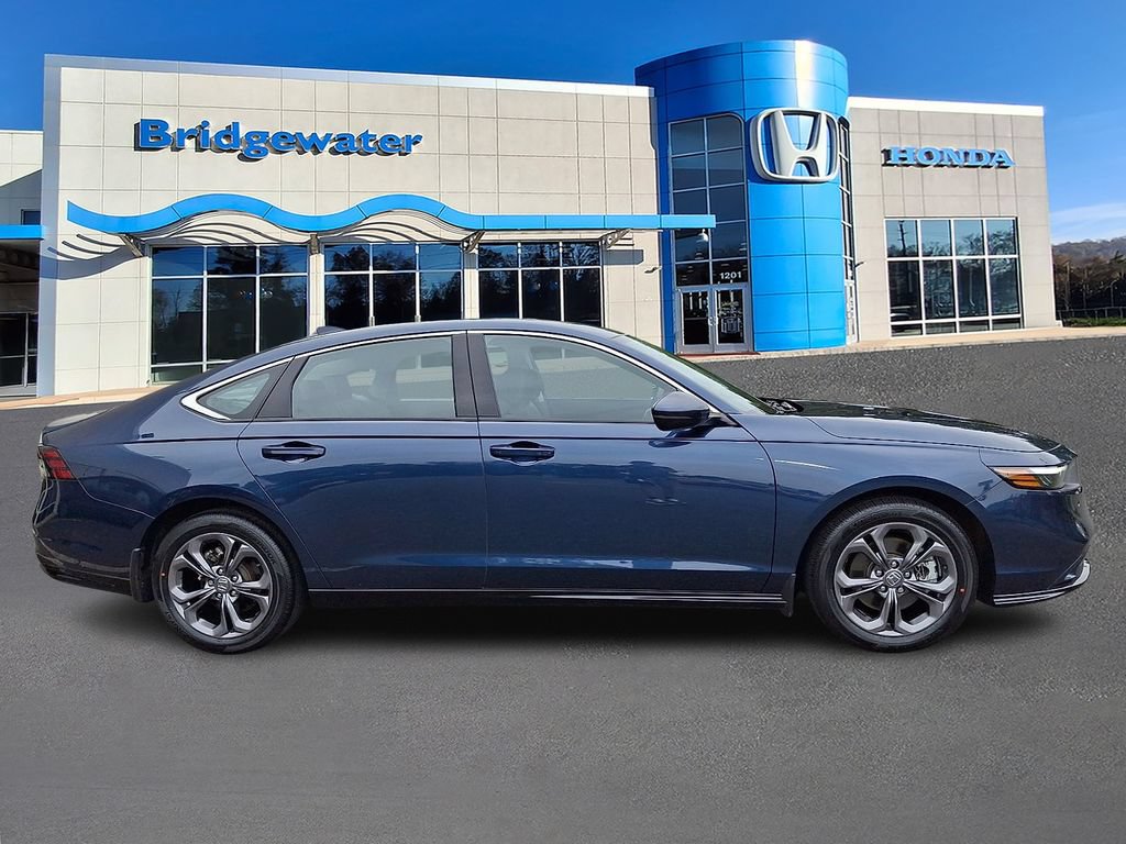 2024 Honda Accord Hybrid EX-L - Photo 7