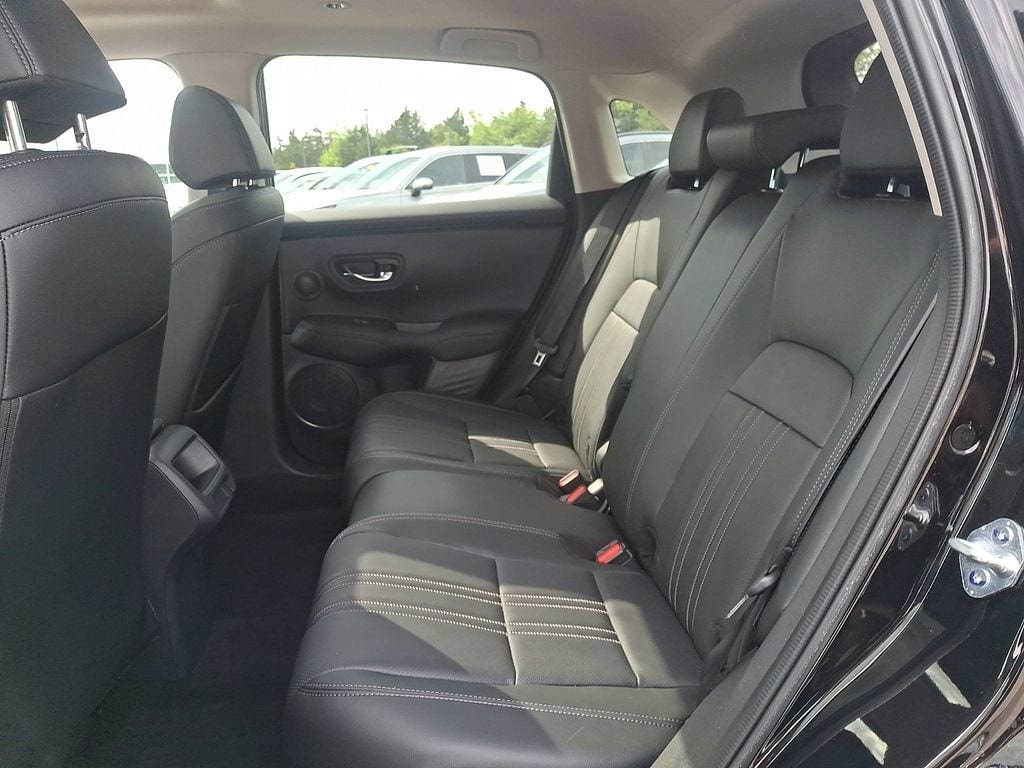 2026 Honda HR-V EX-L - Photo 10