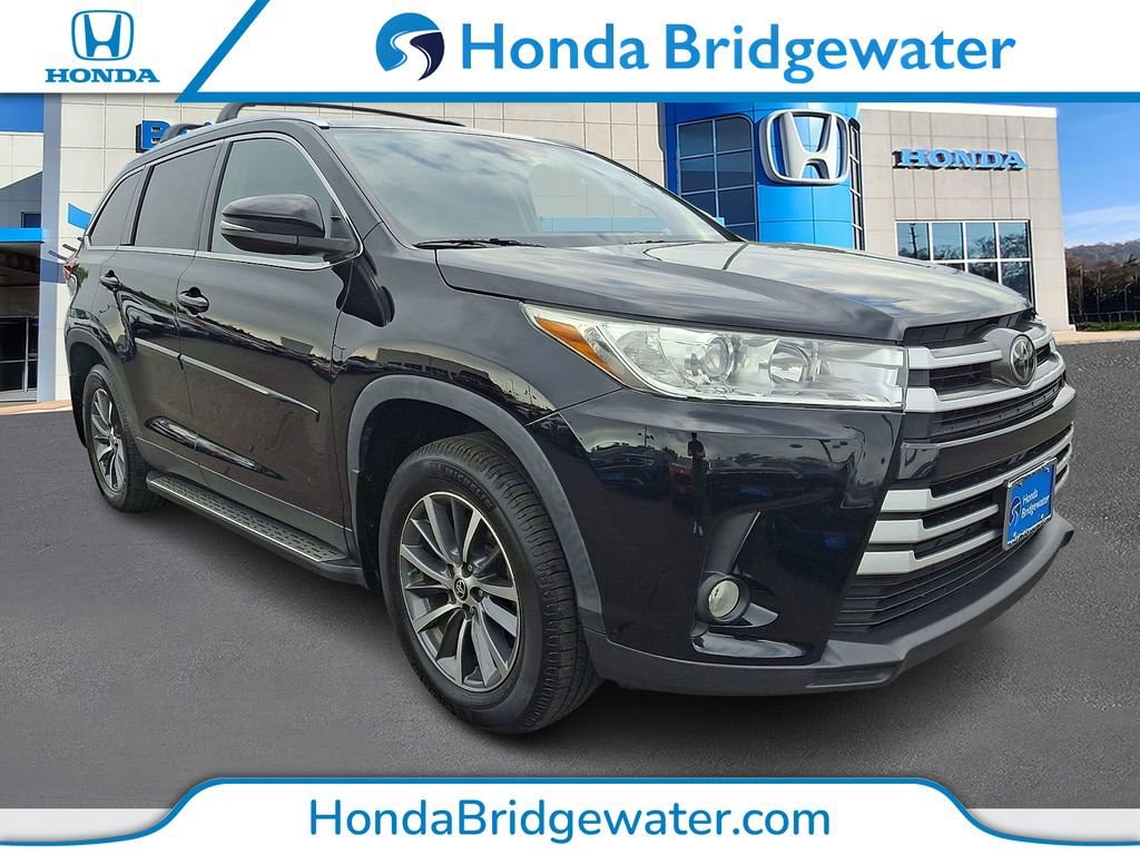 Used 2019 Toyota Highlander XLE SUV