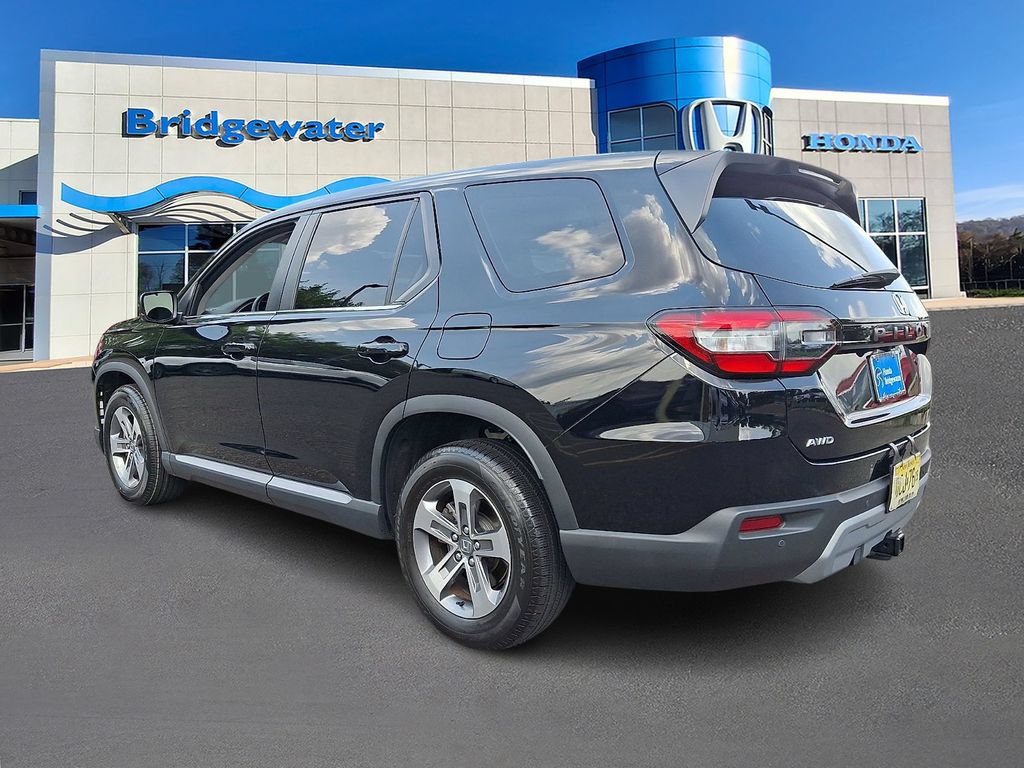 2023 Honda Pilot EX-L - Photo 4
