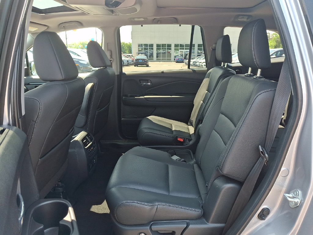 2022 Honda Pilot Elite - Photo 10