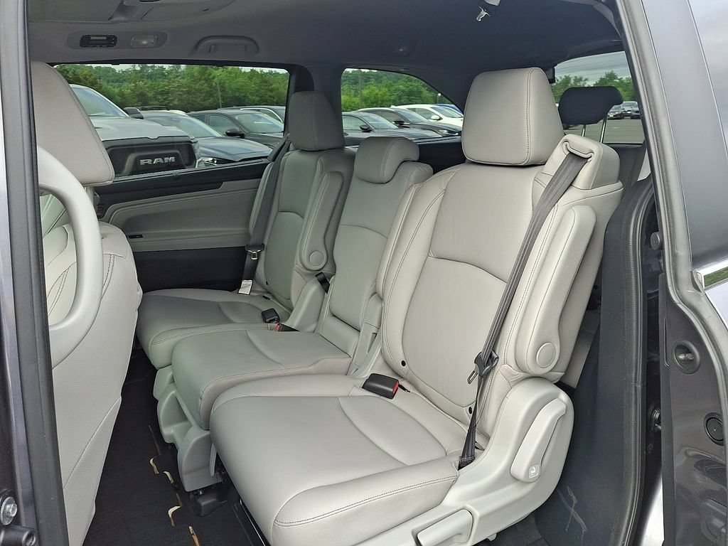 2024 Honda Odyssey Touring - Photo 10