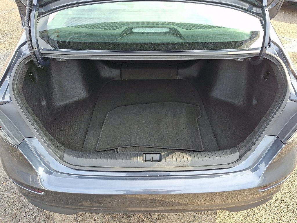 2025 Honda Accord SE - Photo 29