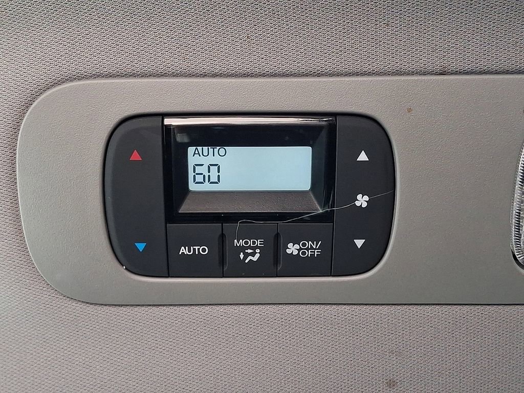 2024 Honda Odyssey EX-L - Photo 12