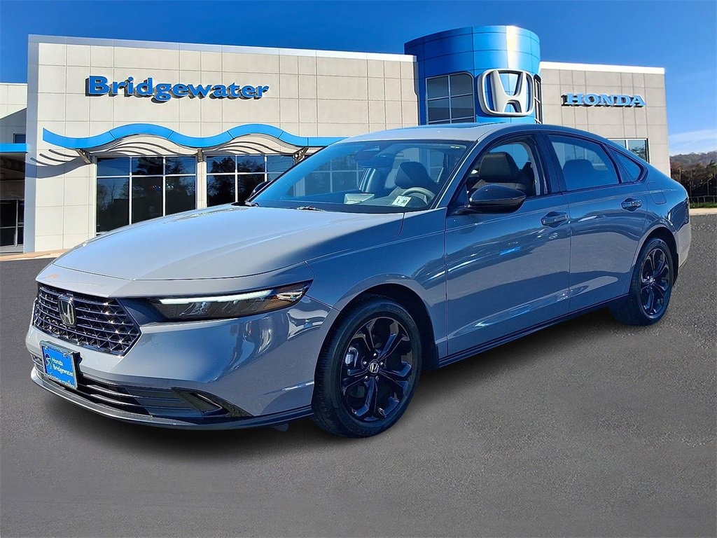 Used 2025 Honda Accord SE Sedan