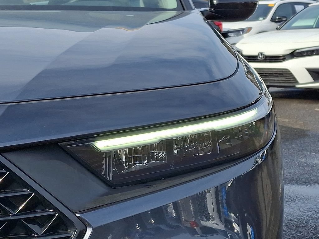 2025 Honda Accord SE - Photo 9