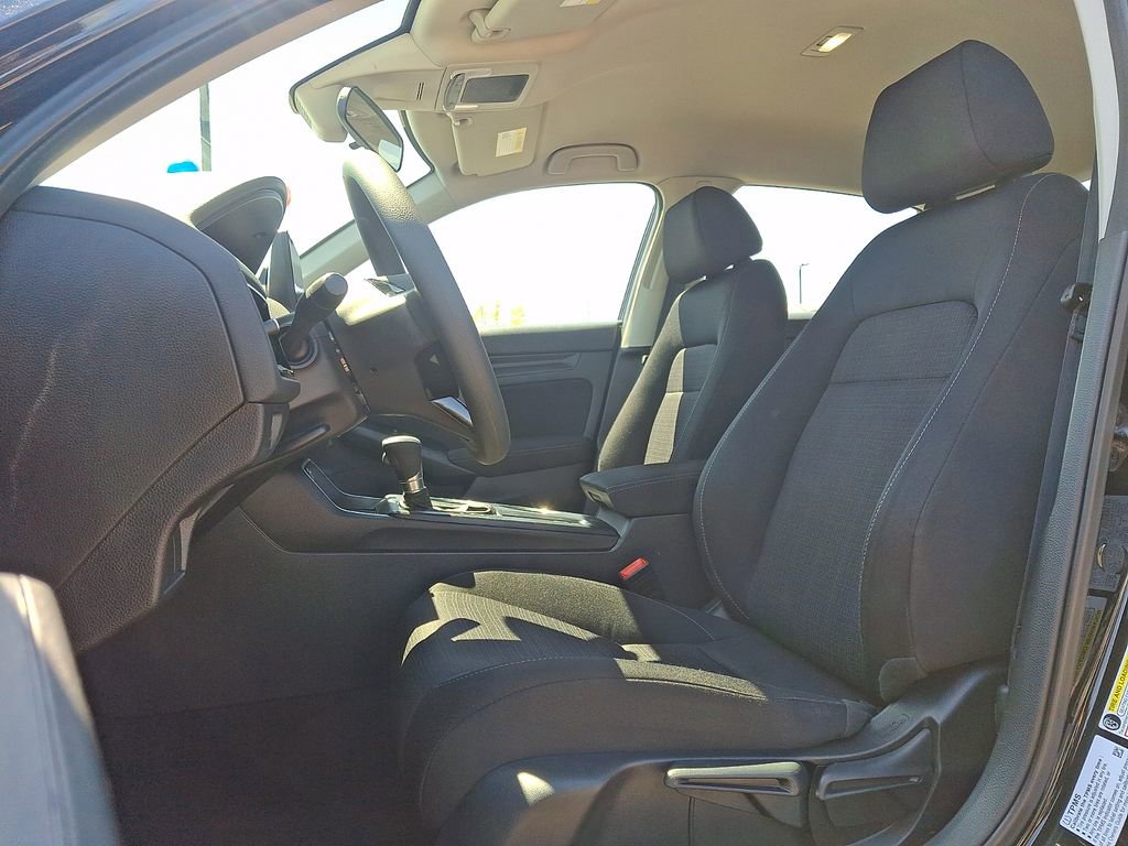 2025 Honda Civic LX - Photo 13