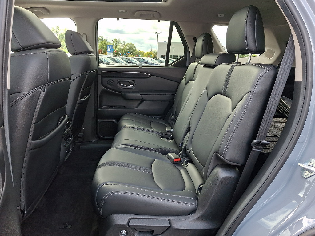 2024 Honda Pilot Touring - Photo 10