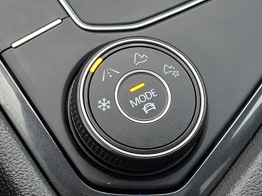 2021 Volkswagen Tiguan SE - Photo 25