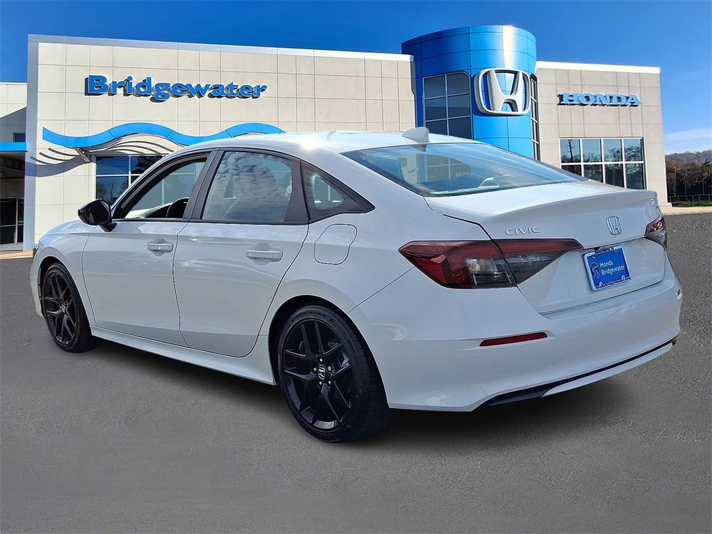 2025 Honda Civic Sport photo 4