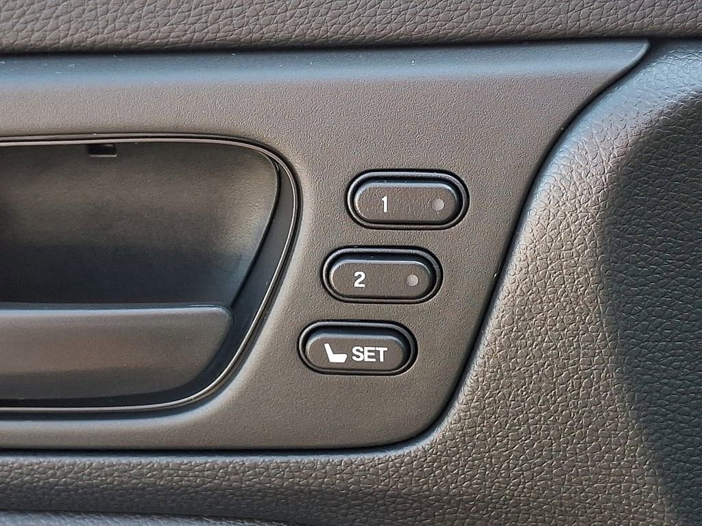 2024 Honda Odyssey EX-L - Photo 27
