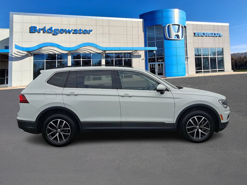 2021 Volkswagen Tiguan SE - Photo 7