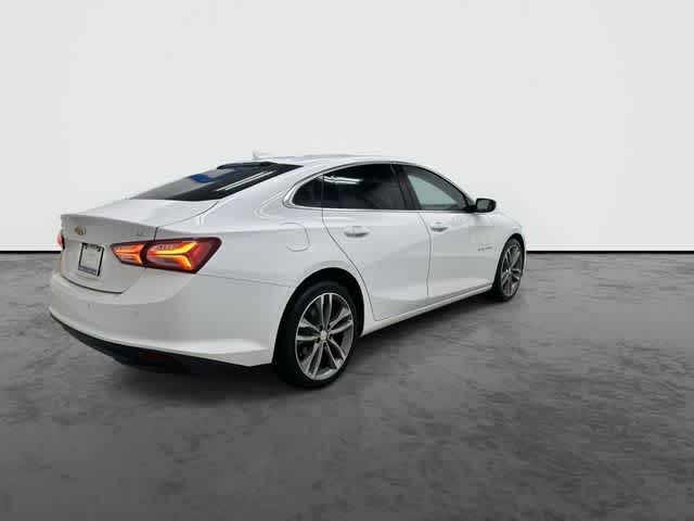 Thumbnail: 2024 Chevrolet Malibu - 4