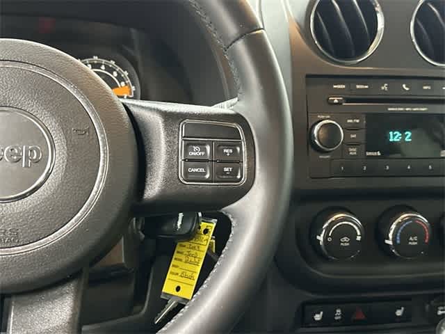 Thumbnail: 2017 Jeep Patriot - 18