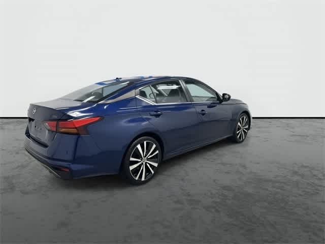 2022 Nissan Altima 2.5 SR photo 4