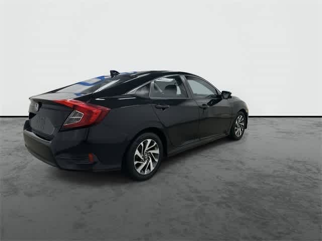 Thumbnail: 2017 Honda Civic - 4